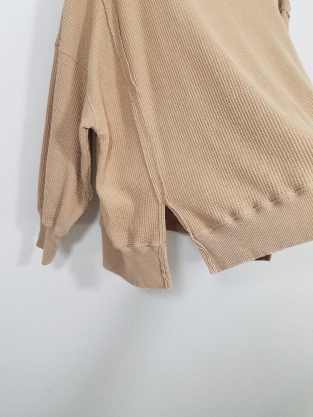 American Eagle LIVED-IN Waffle Oversized Pullover Sweater Size M - Picture 4 of 6